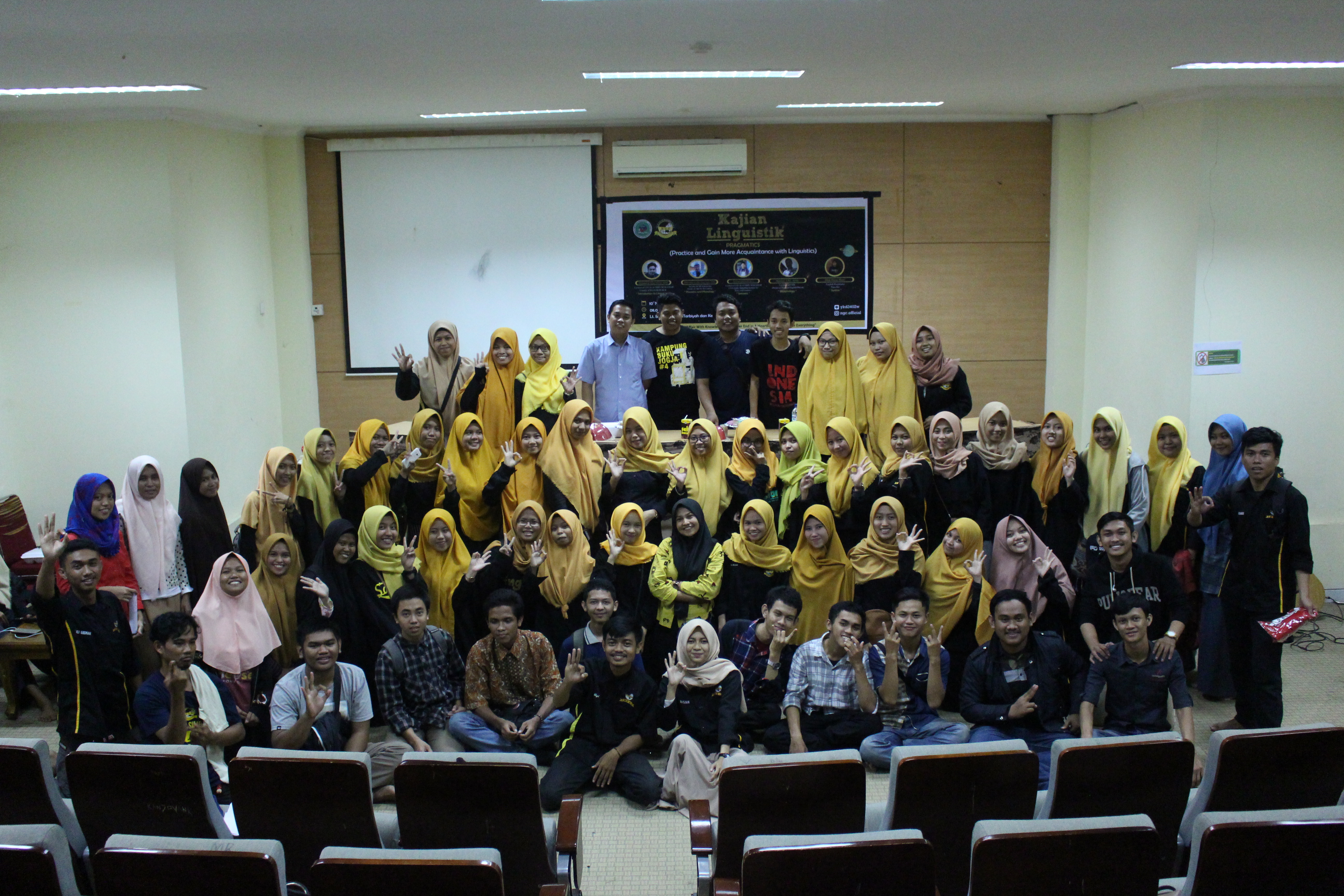 Gambar NGC bersama HMJ PBI Adakan Kajian Linguistik